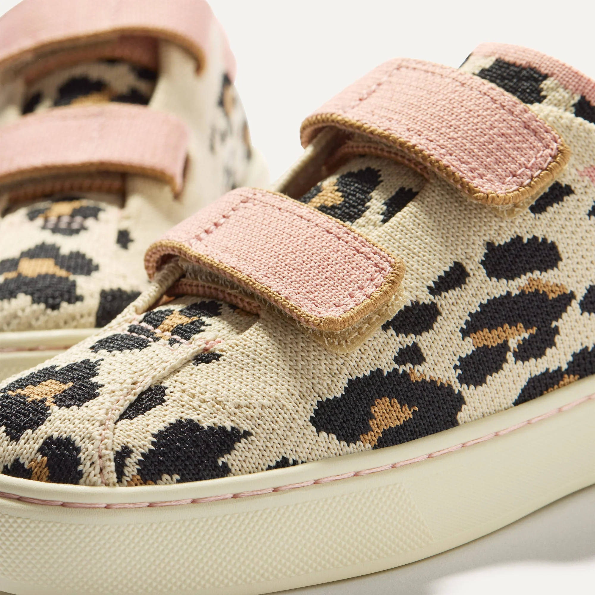 The Kids Strap Sneaker - Cat Blush - Image 7