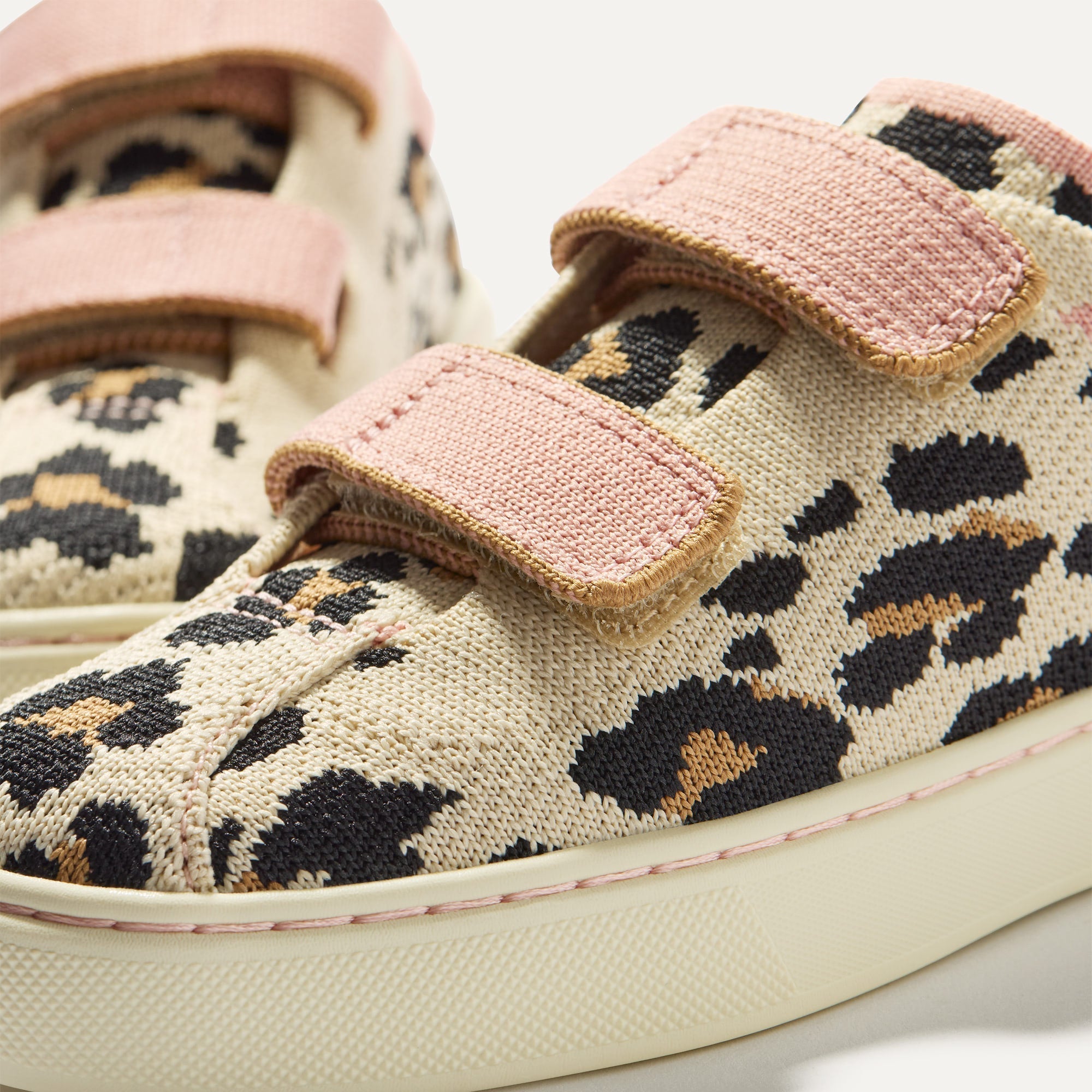 The Kids Strap Sneaker - Cat Blush - Image 7